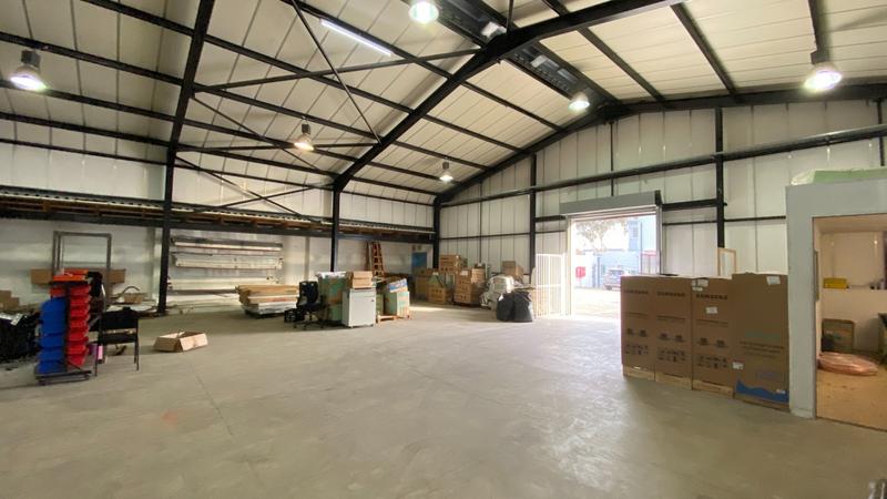 To Let commercial Property for Rent in Maitland Western Cape